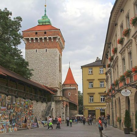 Attractive Apartment Oldtown Near Thetrain Station Cracovie Extérieur photo
