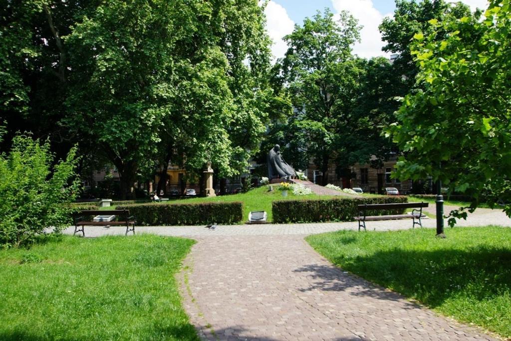 Attractive Apartment Oldtown Near Thetrain Station Cracovie Extérieur photo