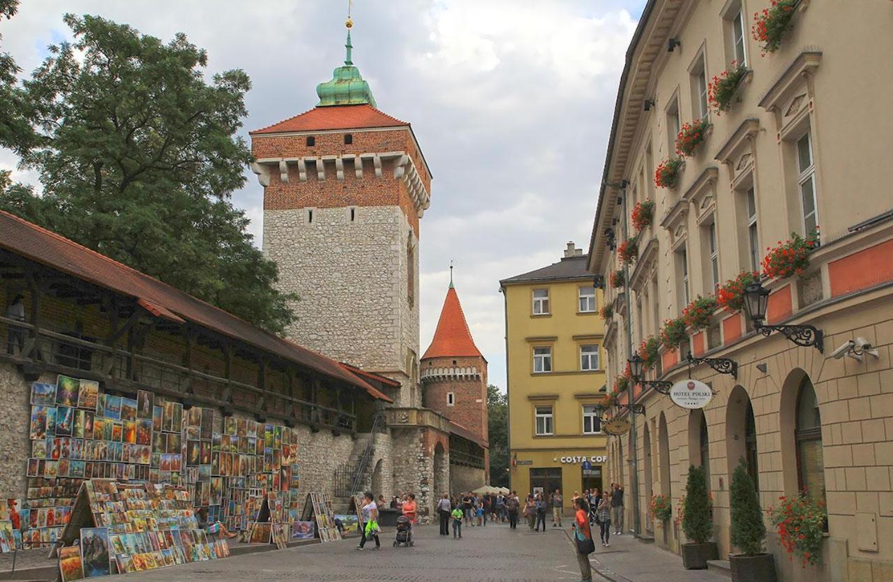 Attractive Apartment Oldtown Near Thetrain Station Cracovie Extérieur photo