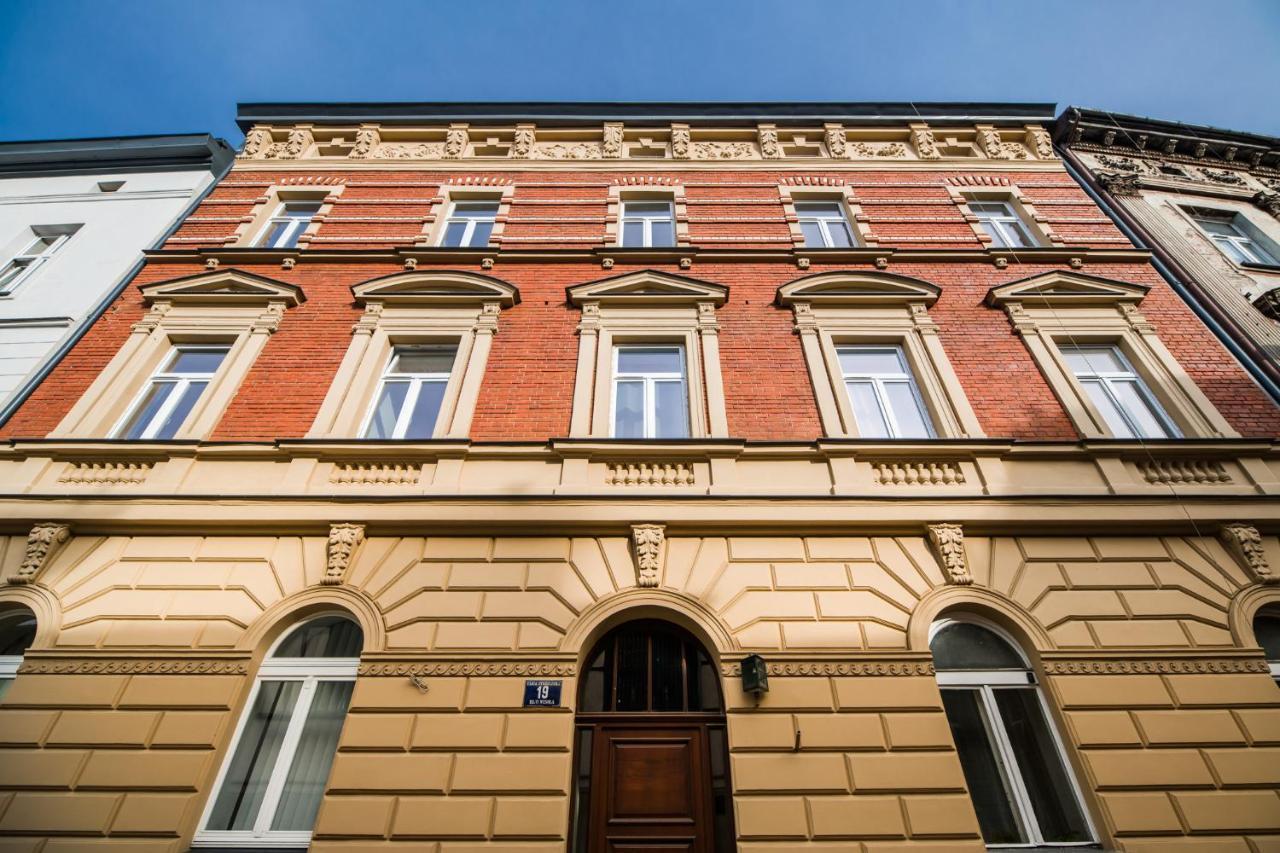 Attractive Apartment Oldtown Near Thetrain Station Cracovie Extérieur photo