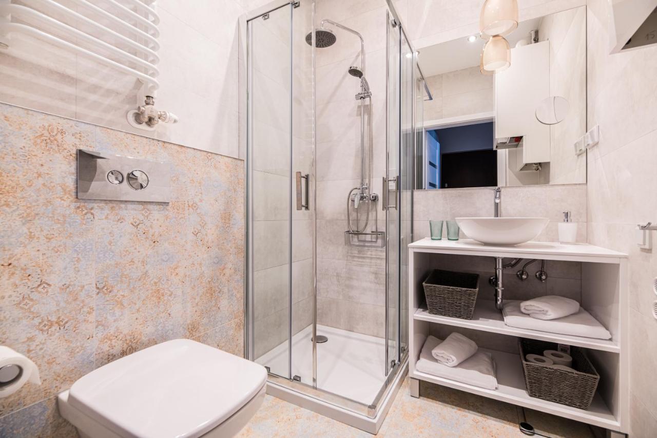 Attractive Apartment Oldtown Near Thetrain Station Cracovie Extérieur photo